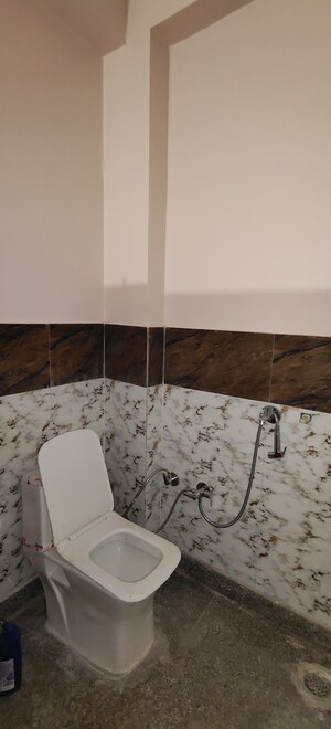 Bedroom in 2 BHK Builder Floor at Uttam Nagar – for Rent