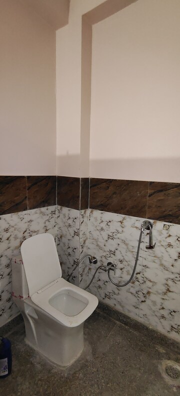Bedroom in 2 BHK Builder Floor at Uttam Nagar – for Rent