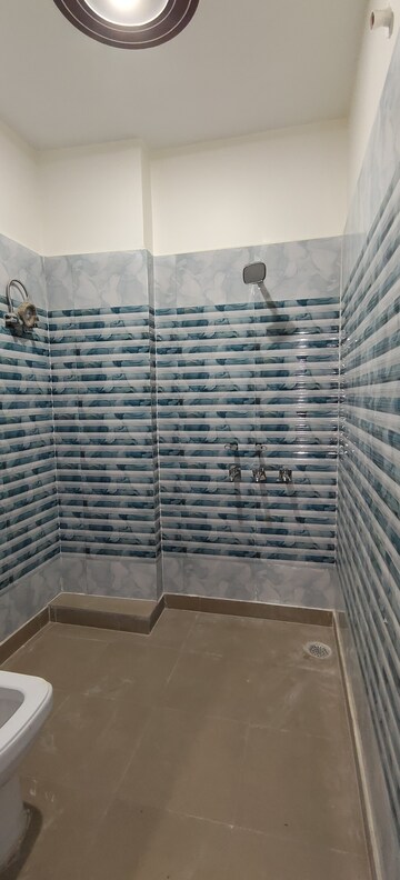 Bathroom in 2 BHK Builder Floor at Uttam Nagar – for Rent