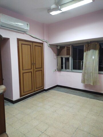 1 BHK Apartment For Rent in Mahim West