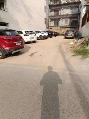  Plot For Sale in DLF Centre Court, Sector 42