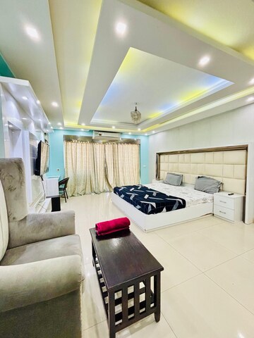 Room in 1 BHK Apartment at Siddha Xanadu Studio, Rajarhat – for Rent