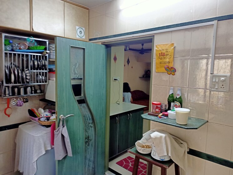 Kitchen, grace-classic 3 Bedroom 1000 Sq.Ft. Apartment In Khar West Mumbai 8465555