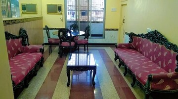 2 BHK Apartment For Rent in Bandra West