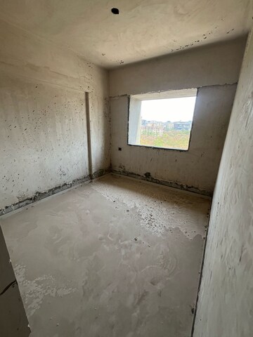Room in 2 BHK Apartment at Wadgaon Sheri – for Sale