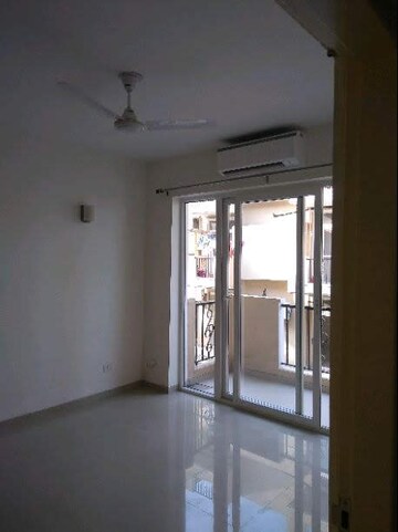 Master Bedroom in 4 BHK Apartment at Emaar MGF Emerald Hills, Sector 65 – for Rent