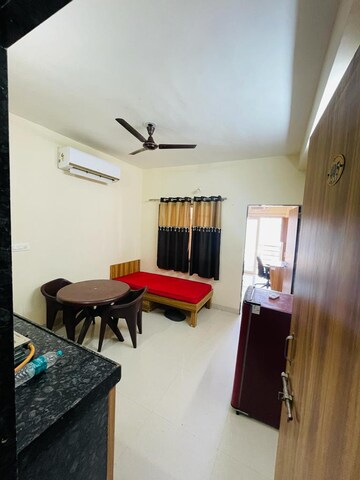 Room in 1 BHK Apartment at Kota Industrial Area – for Rent