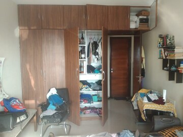 Master Bedroom in 3 BHK Apartment at K Raheja Vistas, Andheri East – for Rent