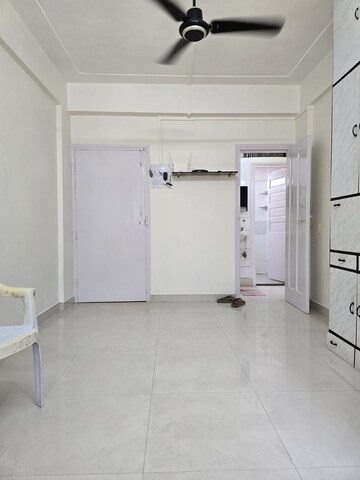 Room in 1 BHK Apartment at Bandra West – for Rent