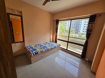 Bedroom in 3 BHK Apartment at Gota – for Rent