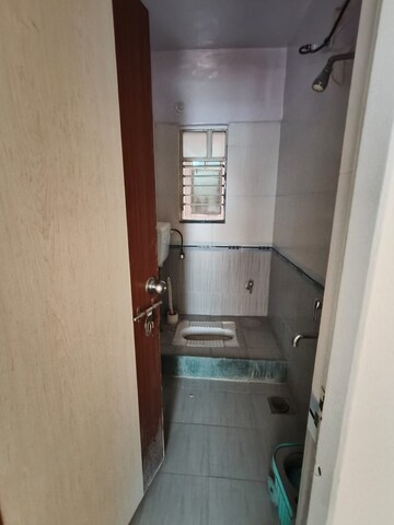 Bathroom in 3 BHK Apartment at Kumar Primavera, Wadgaon Sheri – for Rent