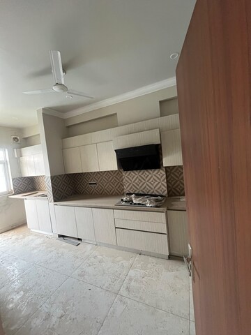 Bedroom in 5 BHK Apartment at Central Park 3 Flower Valley, Sohna Sector 33 – for Rent