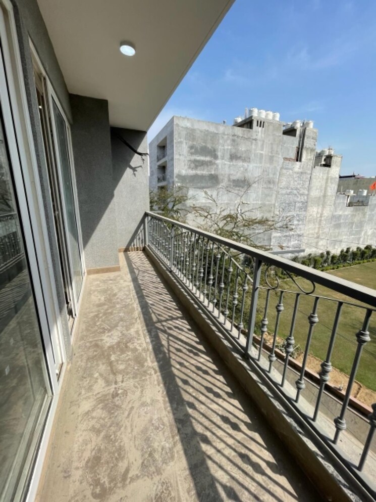 Balcony, chhajjupur 3 Bedroom 1450 Sq.Ft. Builder Floor In Chhajjupur Delhi 8466023