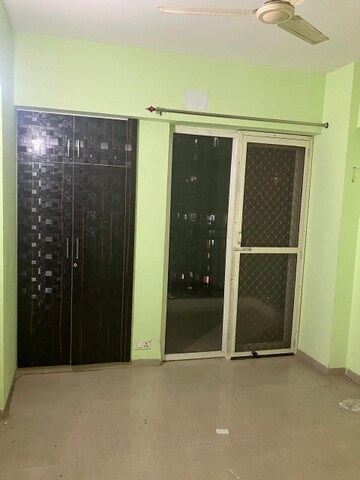 Furnished Amenities in 2 BHK Apartment at Nirala Estate, Tech Zone 4 Greater Noida – for Rent