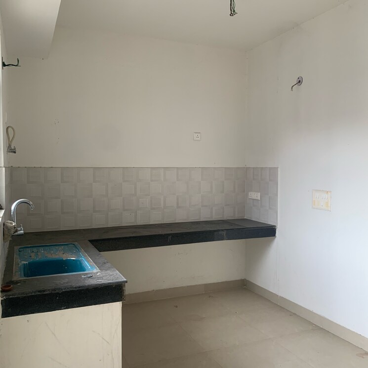 Kitchen, aditya-urban-homes 2 Bedroom 840 Sq.Ft. Apartment In Shahpur Bamheta Ghaziabad 8466094
