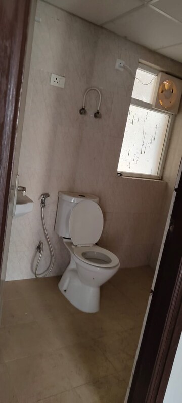 Bathroom in 2.5 BHK Apartment at Amrapali Leisure Park, Amrapali Leisure Valley – for Rent