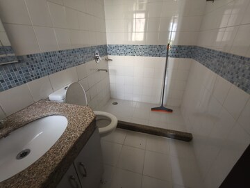 Bathroom in 2 BHK Apartment at Unitech Uniworld Gardens, Sector 47 – for Rent