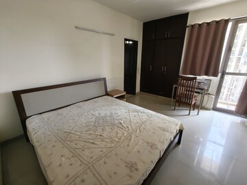 Bedroom in 2 BHK Apartment at Unitech Uniworld Gardens, Sector 47 – for Rent