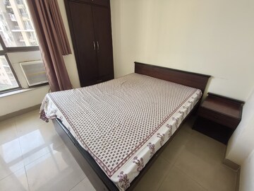 2 BHK Apartment For Rent in Unitech Uniworld Gardens, Sector 47