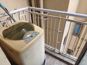  2 BHK Apartment at Unitech Uniworld Gardens, Sector 47 – for Rent