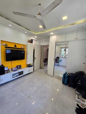 Living Room in 2 BHK Apartment at Bandra West – for Rent