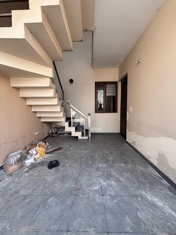Staircase in 2 BHK Villa at Jhungian Road – for Rent