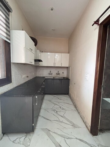 Kitchen in 2 BHK Villa at Jhungian Road – for Rent