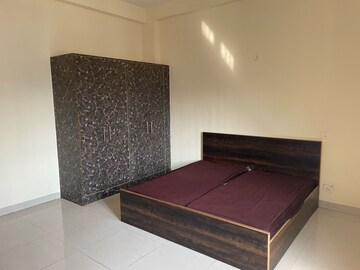 Bedroom in 4 BHK Builder Floor at Ansal Esencia - Amara Villas, Sector 67 – for Rent