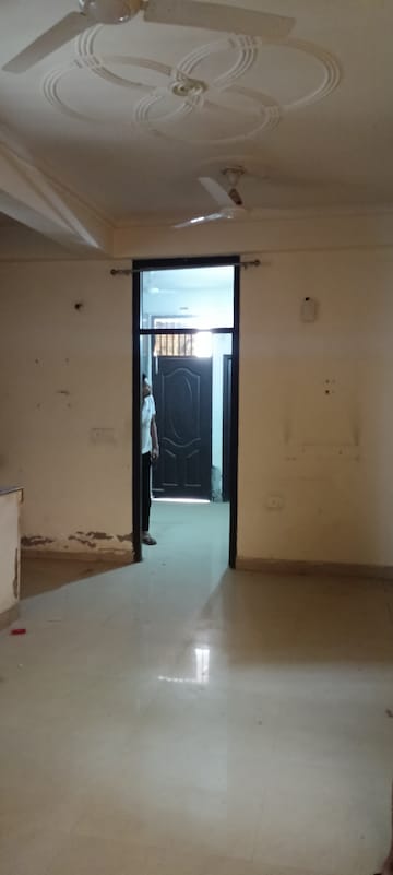 Master Bedroom in 2 BHK Builder Floor at Savitri Enclave Shahberi, Shahberi – for Rent