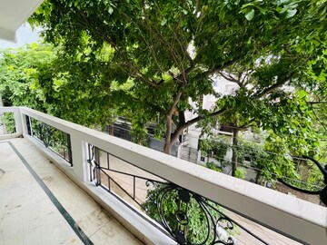 5 BHK Villa – Exterior View View at Dwarka Expressway - for Sale
