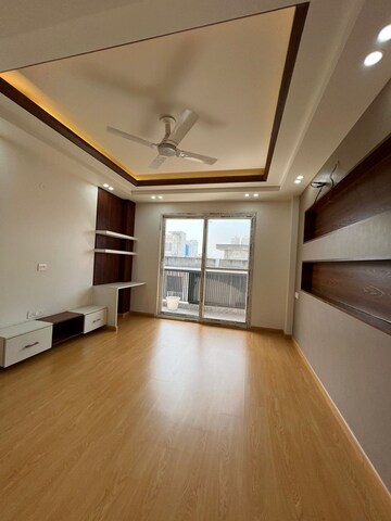 Room in 5 BHK Villa at Dwarka Expressway – for Sale