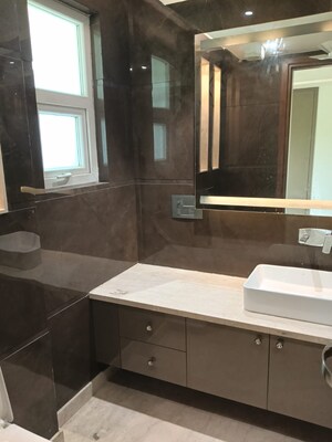  4 BHK Builder Floor at Safdarjung Enclave – for Sale