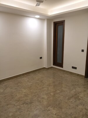 Master Bedroom in 4 BHK Builder Floor at Safdarjung Enclave – for Sale