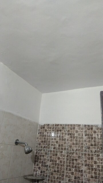 Master Bedroom in 3 BHK Apartment at Ardee City Palm Grove Heights, Sector 52 – for Rent