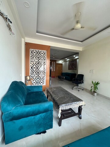 Master Bedroom in 3 BHK Apartment at AS Tower, Sector 45 – for Rent
