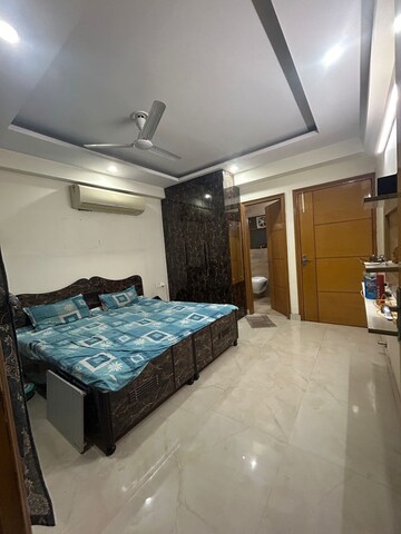 Bedroom in 3 BHK Apartment at AS Tower, Sector 45 – for Rent