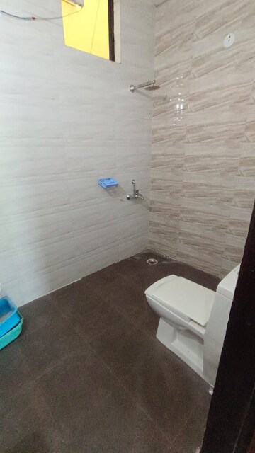 Bathroom in 1 BHK Builder Floor at Ansal Plaza Sector-23, Sector 23 – for Rent