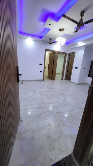 Master Bedroom in 3 BHK Builder Floor at Sector 1 Greater Noida – for Sale