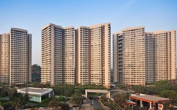 6 BHK Apartment For Rent in Oberoi Realty Splendor, Andheri East