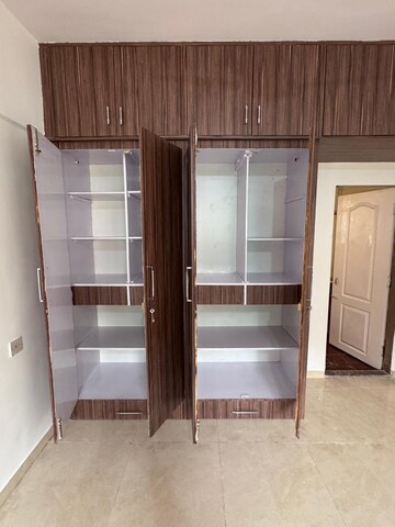 Furnished Amenities in 1.5 BHK Apartment at Mayuresh Park, Bhandup West – for Sale
