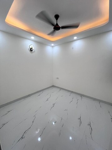 2 BHK Builder Floor For Rent in Khirki Extension
