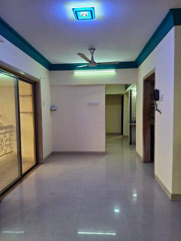 Furnished Amenities in 3 BHK Apartment at Regency Estate, Dombivli East – for Rent