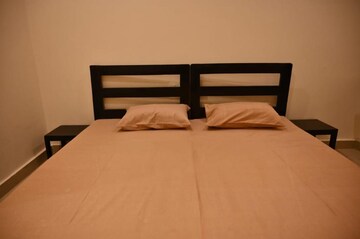 Bedroom in  Pg at Sector 46 – for Rent