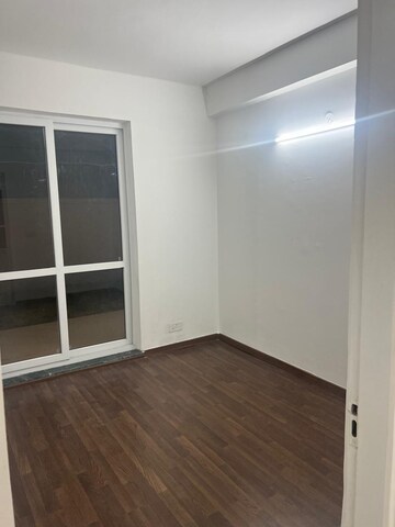 Master Bedroom in 4 BHK Apartment at BPTP Parkland Pride, Sector 77 – for Rent