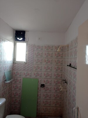 Bathroom in 2.5 BHK Apartment at Alok Vihar, Sector 50 – for Sale