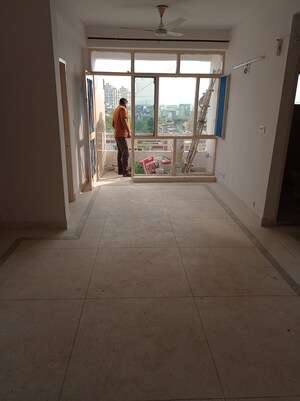 Master Bedroom in 2.5 BHK Apartment at Alok Vihar, Sector 50 – for Sale