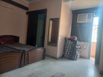 Master Bedroom in 3 BHK Builder Floor at Khirki Extension – for Rent