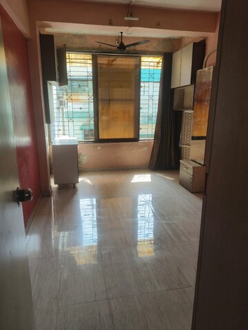 Master Bedroom in 1 BHK Apartment at Thane West – for Sale