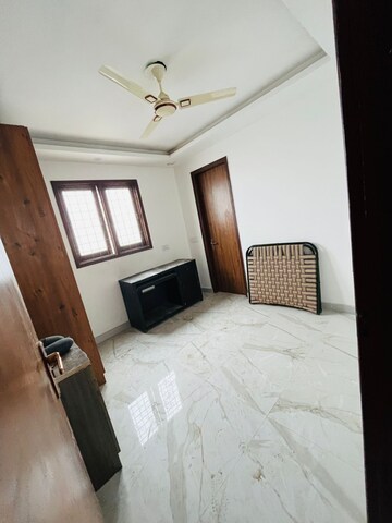 Bedroom in 1 BHK Builder Floor at Chattarpur – for Rent