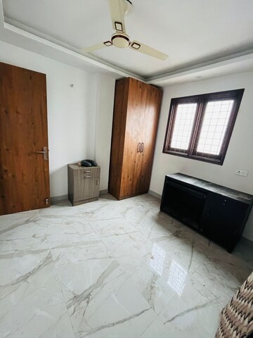 Bedroom in 1 BHK Builder Floor at Chattarpur – for Rent